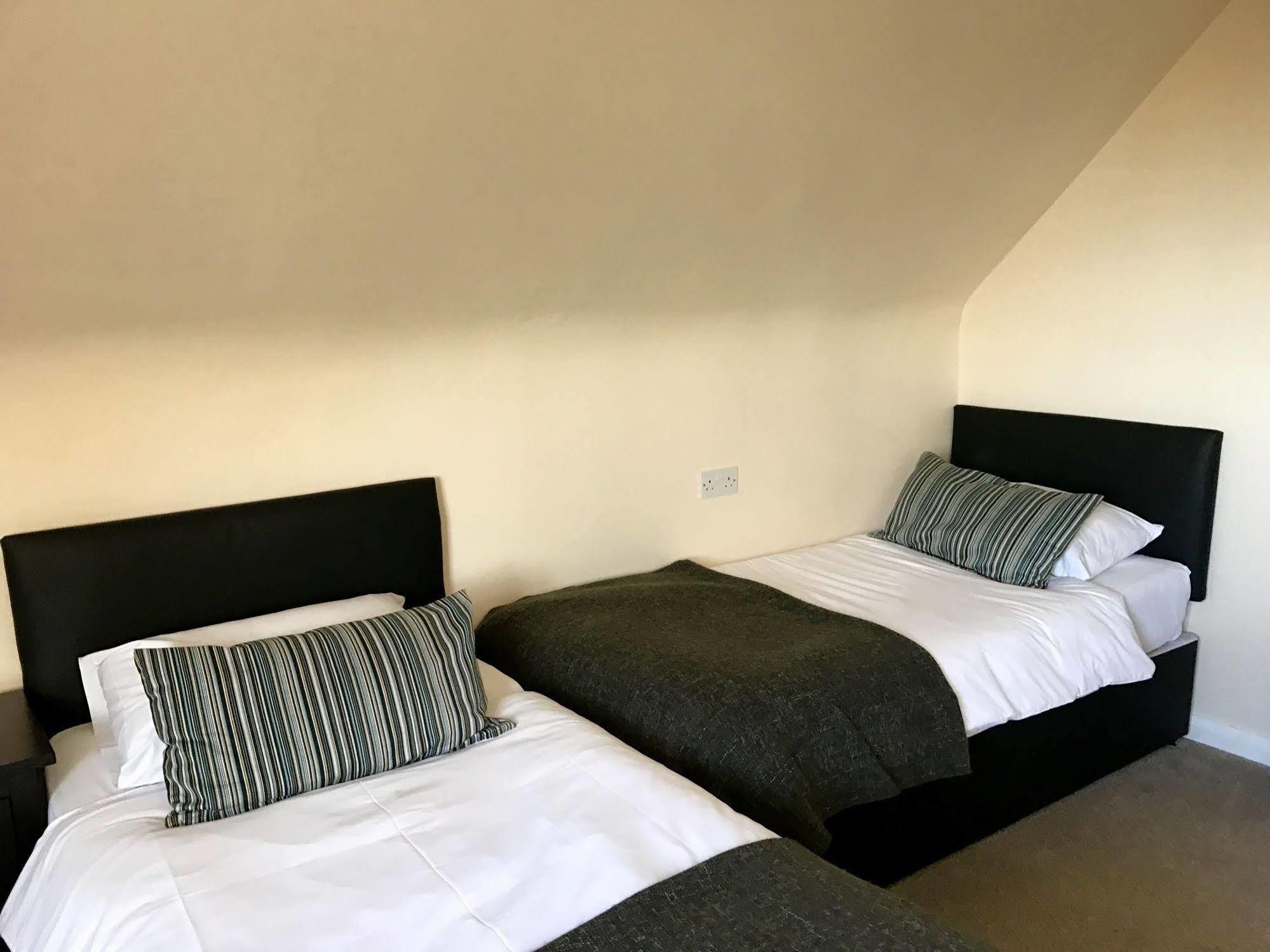 Elizabeth House Hotel ブラックネル エクステリア 写真