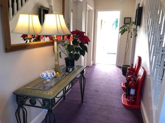 Elizabeth House Hotel ブラックネル エクステリア 写真